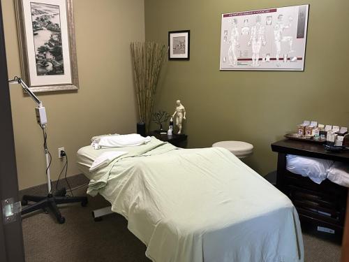 Room 2, ADA accessible bed